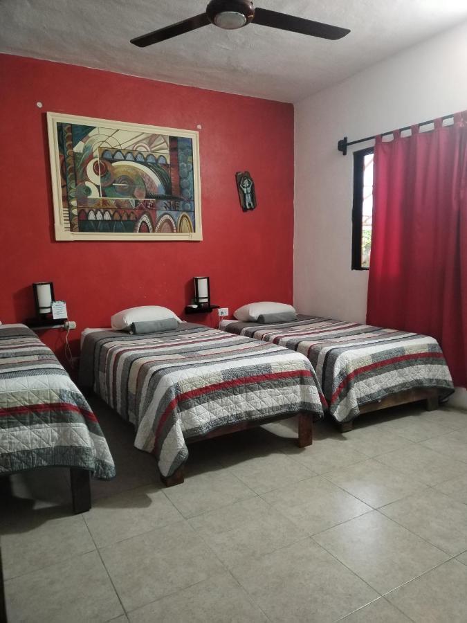 Hostel Casa Xtakay Valladolid  Buitenkant foto